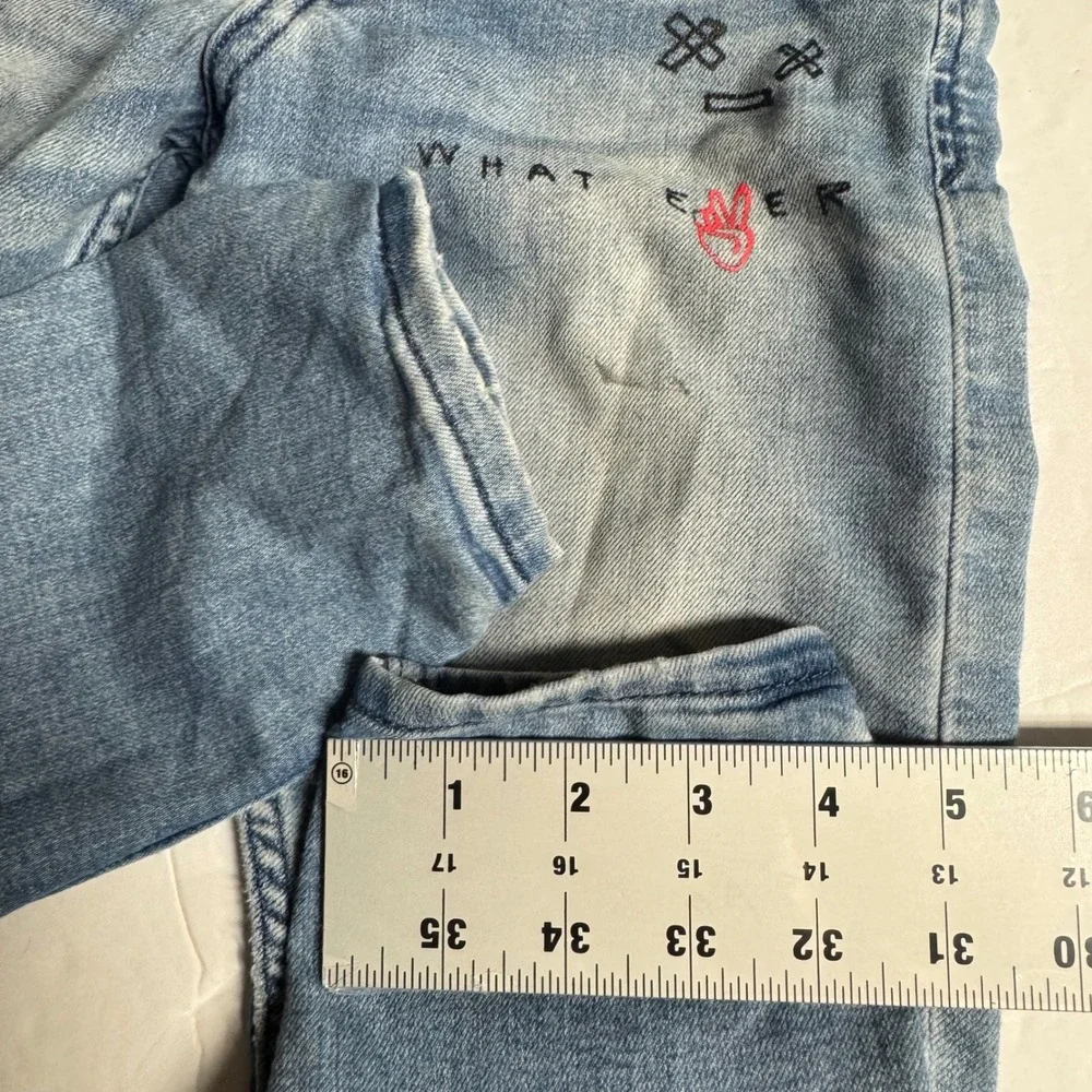 H&M Relaxed Tapered Leg Denim Jeans Distressed‎ Graphics Kids Size 3-4Y